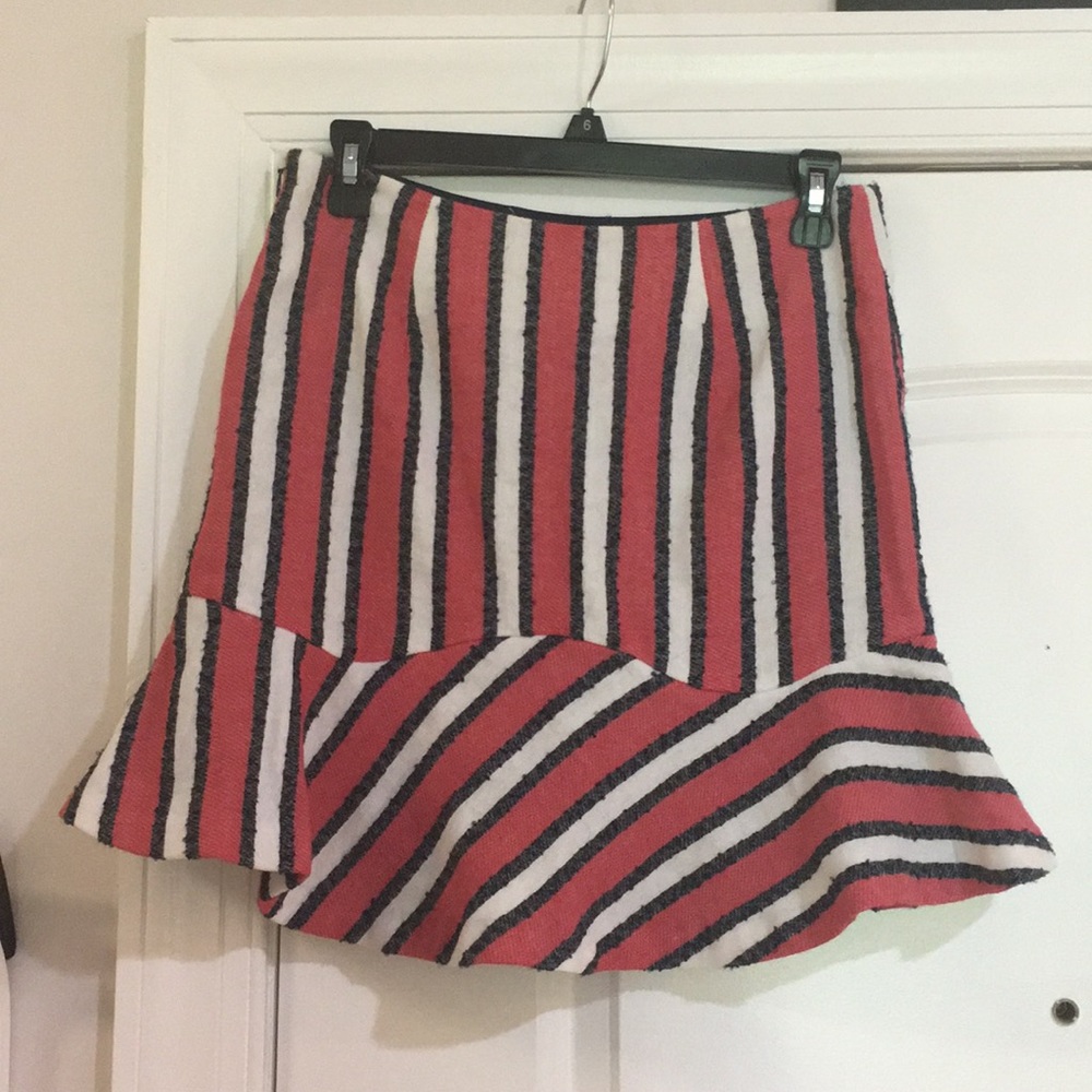 Mixxo-K Brand skirt size 28” like a new